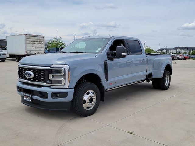 2026 Ford F-350SD Platinum DRW