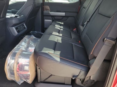 2027 Ford F-350 Lariat DRW