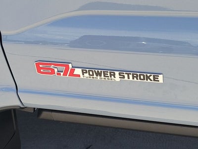 2027 Ford F-350 Lariat DRW
