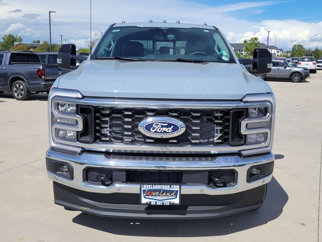 2027 Ford F-350 Lariat DRW