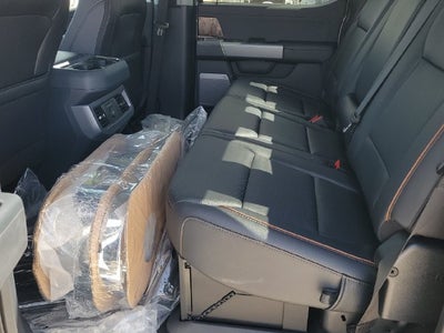 2027 Ford F-350 Lariat DRW