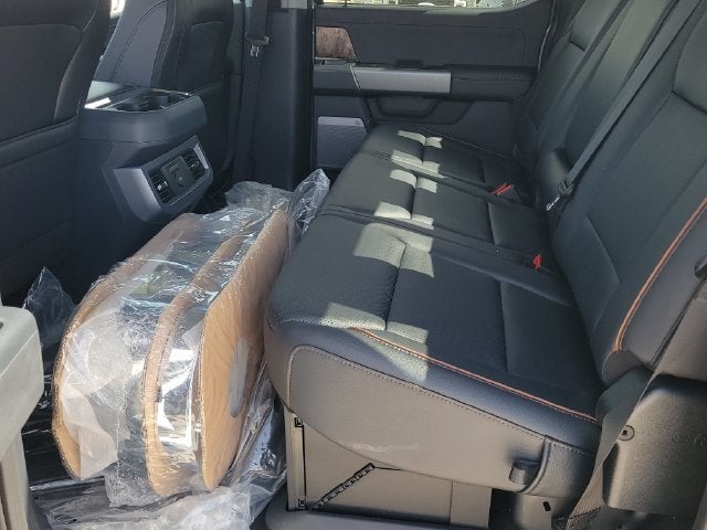2027 Ford F-350 Lariat DRW