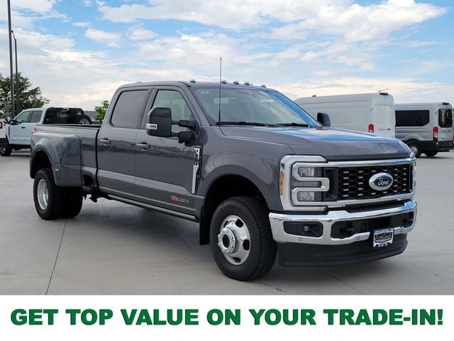 2026 Ford F-350SD Lariat DRW