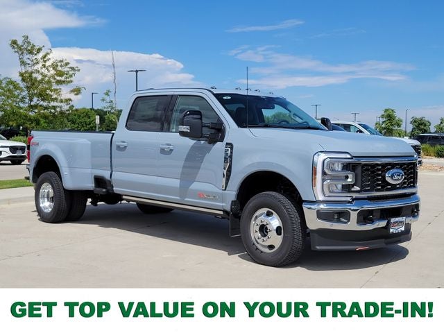 2026 Ford F-350SD Lariat DRW