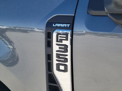 2027 Ford F-350 Lariat DRW