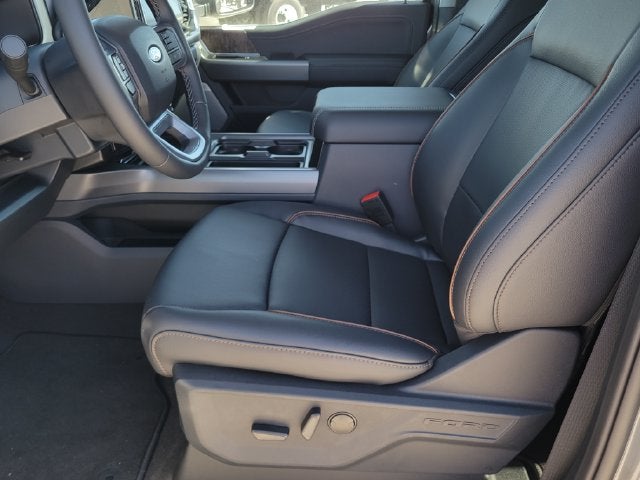2027 Ford F-350 Lariat DRW