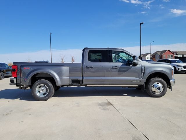 2026 Ford F-350SD Lariat DRW