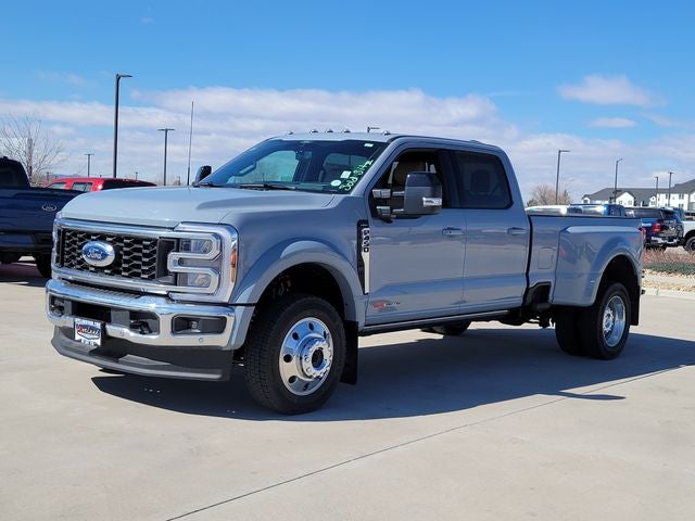 2026 Ford F-450SD Lariat DRW