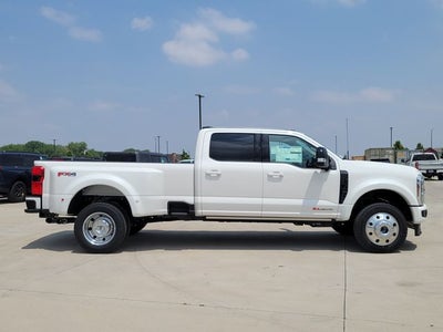 2026 Ford F-450SD Platinum DRW