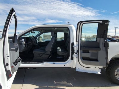 2027 Ford F-350 XL