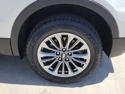2024 Cadillac XT4 Premium Luxury