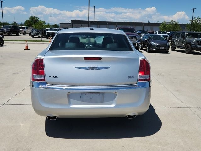 2012 Chrysler 300 Limited