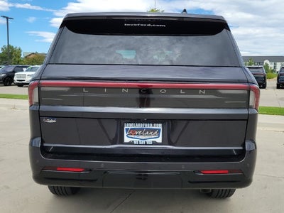 2027 Lincoln Navigator Reserve