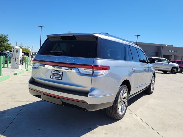 2023 Lincoln Navigator L Reserve