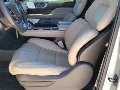 2023 Lincoln Navigator L Reserve