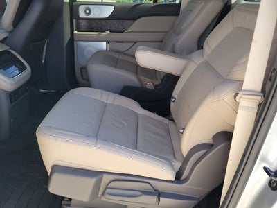 2023 Lincoln Navigator L Reserve