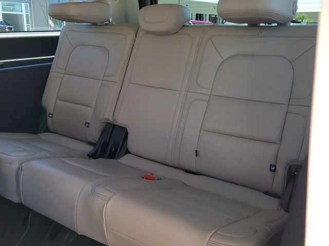 2023 Lincoln Navigator L Reserve