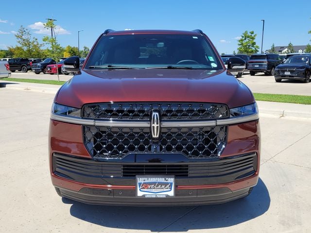 2027 Lincoln Navigator L Reserve