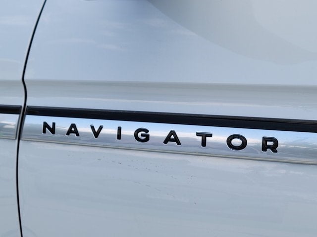 2025 Lincoln Navigator L Reserve