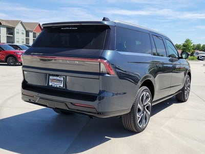 2026 Lincoln Navigator L Reserve