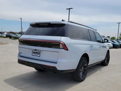2026 Lincoln Navigator L Reserve