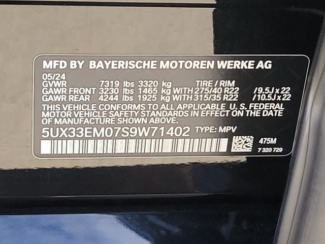 2025 BMW X7 M60i