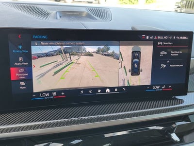 2025 BMW X7 M60i