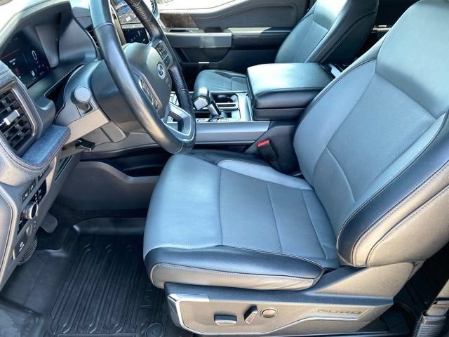 2023 Ford F-150 Lightning LARIAT