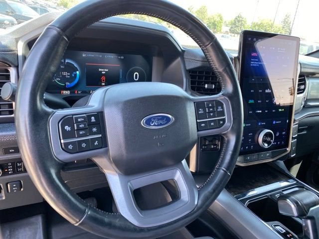 2023 Ford F-150 Lightning LARIAT