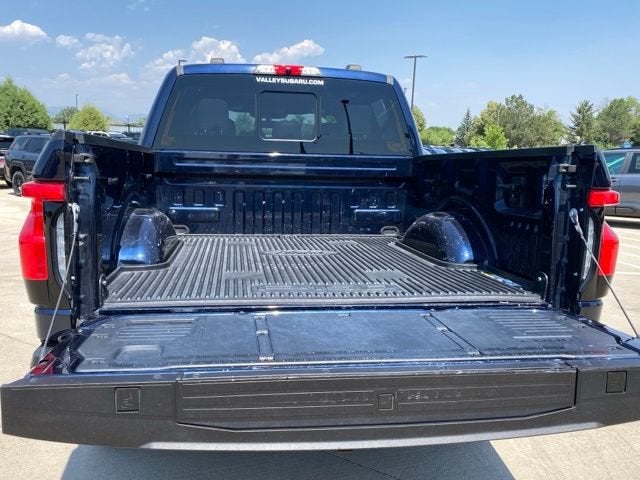 2023 Ford F-150 Lightning LARIAT
