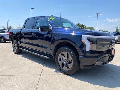 2023 Ford F-150 Lightning LARIAT