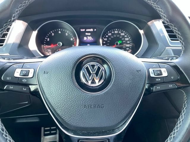 2021 Volkswagen Tiguan SE R-Line Black