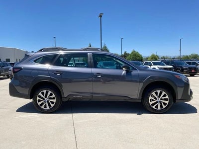 2025 Subaru Outback 2.5i