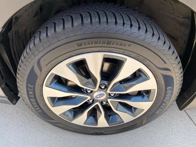 2023 Subaru Outback Touring