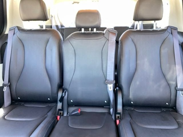 2022 Kia Carnival EX