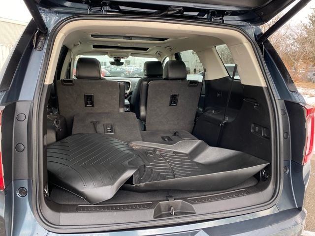 2020 GMC Acadia Denali