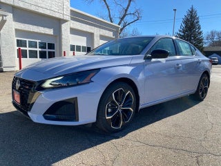 2025 Nissan Altima 2.5 SR