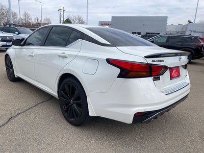 2022 Nissan Altima 2.5 SR