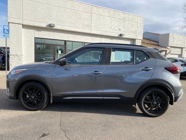 2023 Nissan Kicks SR