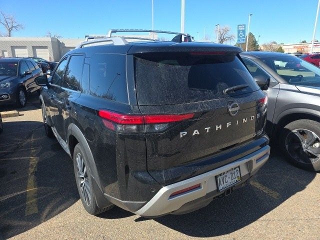 2022 Nissan Pathfinder Platinum