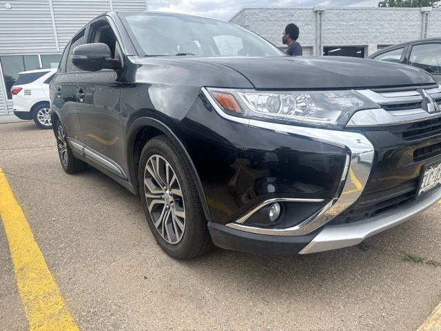 2017 Mitsubishi Outlander SE