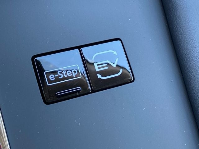 2026 Nissan Rogue SL