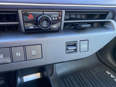 2026 Nissan Leaf PLATINUM+