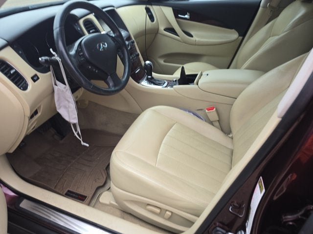 2017 INFINITI QX50 Base