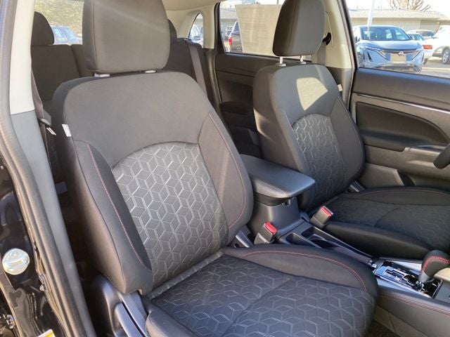 2026 Mitsubishi Outlander Sport 2.0 LE