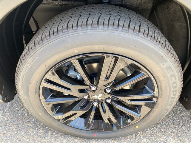 2026 Mitsubishi Eclipse Cross LE