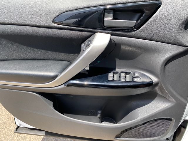 2026 Mitsubishi Eclipse Cross LE