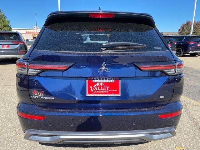 2025 Mitsubishi Outlander SE