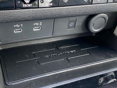 2026 Mitsubishi Outlander Base