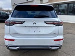 2026 Mitsubishi Outlander Base